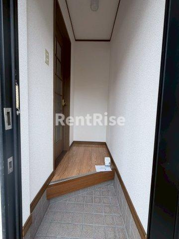 アドバンス小池の玄関