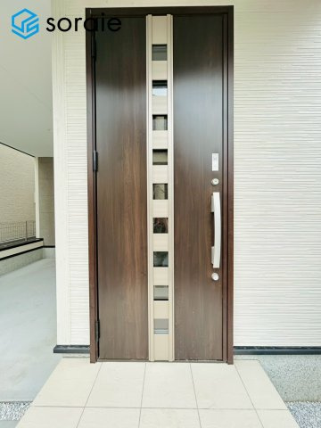 入間市東藤沢7丁目　第1期全2棟　新築戸建　リナージュの玄関|3/19撮影