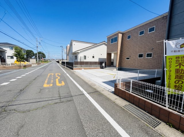 新築　前橋市樋越町第4　Livele Garden.S　2号棟の前面道路含む現地写真|現地写真　北側接道幅員約7.9ｍ