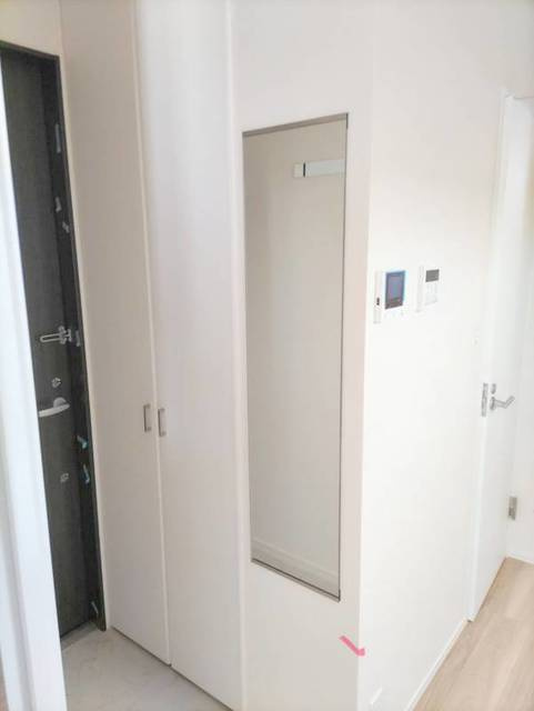 サニールチル杉田の玄関