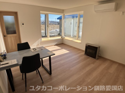 【居間・リビング】 | 貝塚3丁目67-51戸建