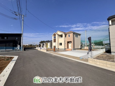 【前面道路含む現地写真】 | Livele Garden.S　第1中久喜2号棟