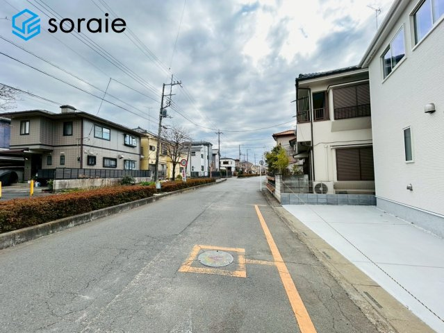 入間市東藤沢7丁目　第1期全2棟　新築戸建　リナージュの前面道路含む現地写真|3/19撮影