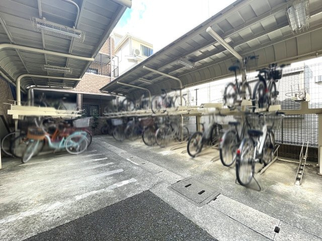 【駐輪場】 | ライオンズマンション西高島平溝下公園弐番館　（成増店） | 駐輪場