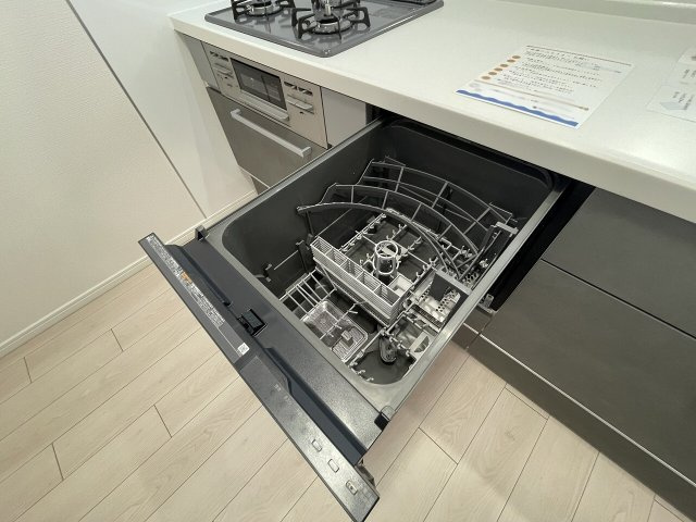 【その他】 | ライオンズマンション西高島平溝下公園弐番館　（成増店） | 家事をサポートする食洗機付キッチン
