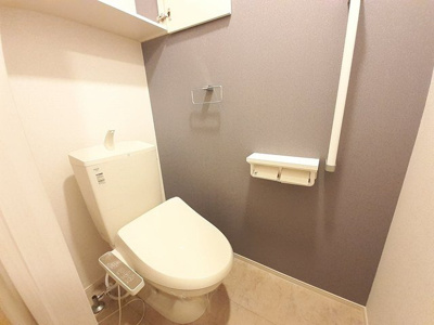 【トイレ】 | プロスペリテⅢ | シンプルで使いやすいトイレです