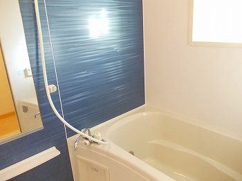 【浴室】 | マーベラスいぬいⅡ | お風呂です