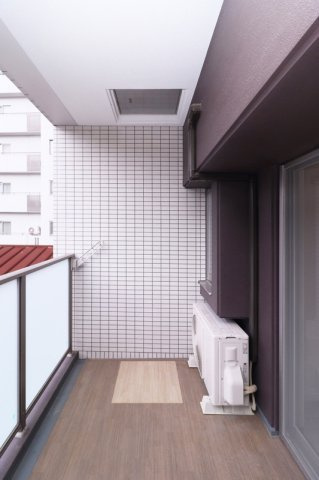 サヴォイ ラ・サブリエール　5階のバルコニー|別号室のものです。現状優先になります。