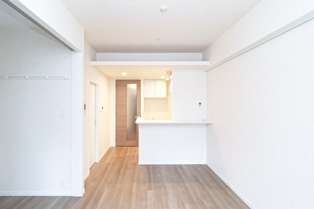 サヴォイ ラ・サブリエール　5階の居間・リビング|別号室のものです。現状優先になります。