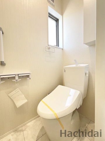 碧南市善明町1丁目　新築住宅＜1号棟＞のトイレ|２階トイレ