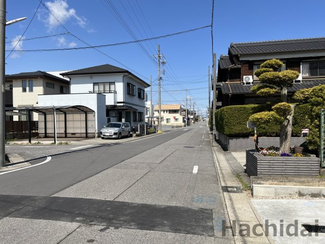 碧南市善明町1丁目　新築住宅＜1号棟＞の前面道路含む現地写真