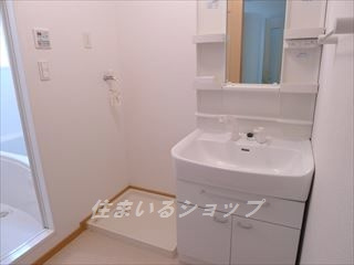 広島市安佐北区亀山９丁目のアパートの洗面所|シャンプードレッサー