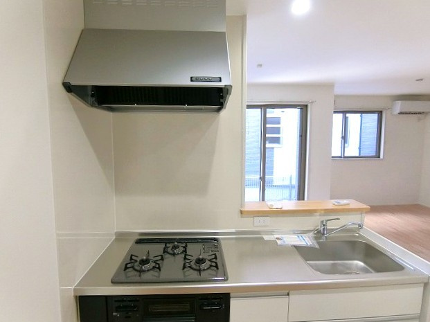 オリーブの木のキッチン|お料理しやすいキッチンです