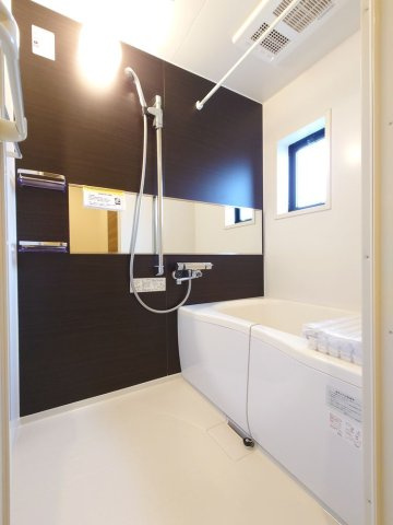パールタウン岩田４６の浴室