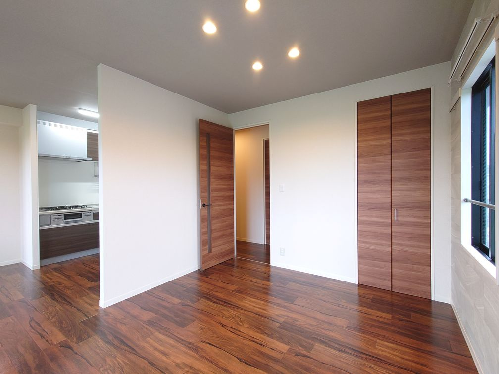 パールタウン岩田４６の居間・リビング