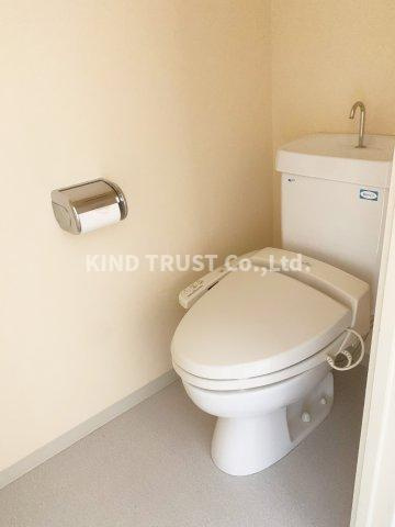 晋栄一番館のトイレ|コンパクトで使いやすいトイレです