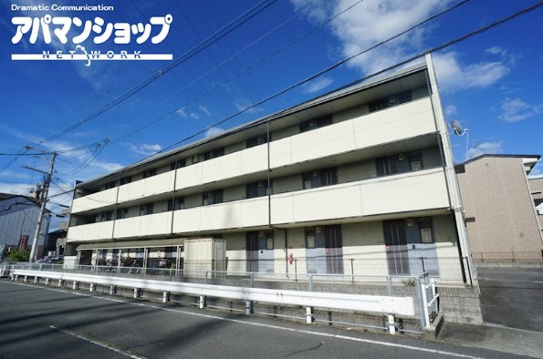 レオパレス冨田