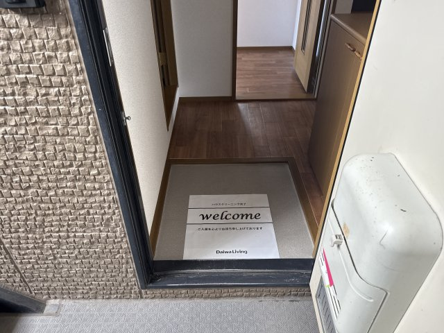 フリーデン　Ⅲ棟の玄関