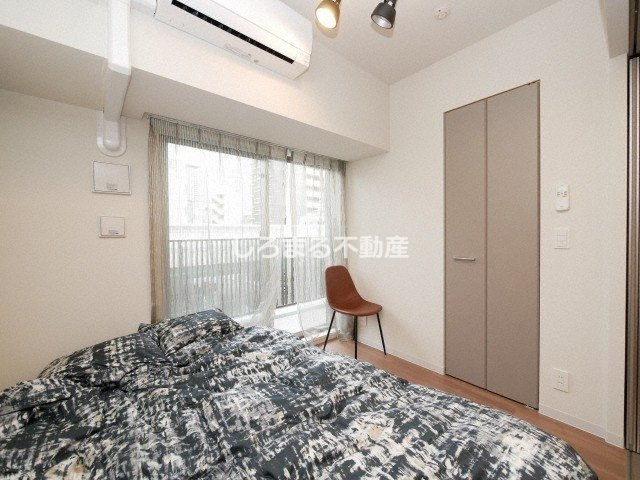 アーバネックス京町堀の洋室