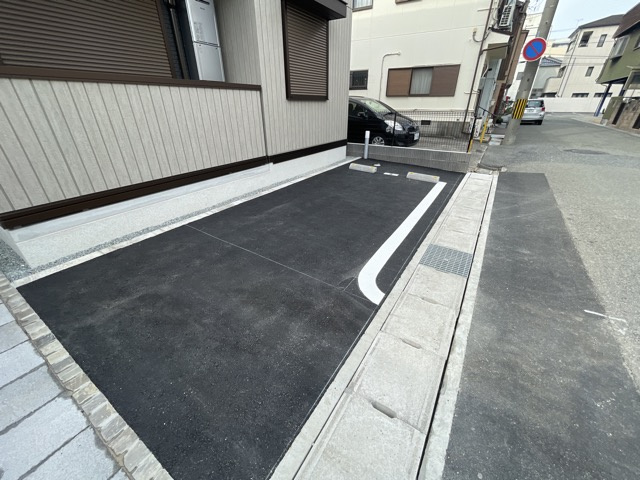 マーレ・カルモの駐車場
