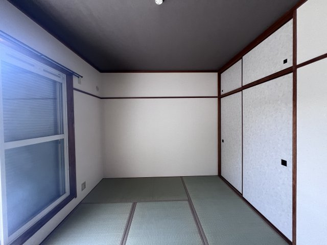 タウンハウス伊川谷の和室