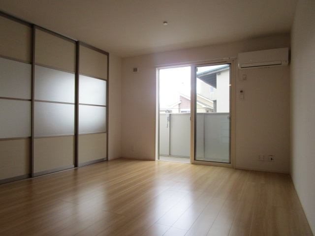 セジュール春日の居間・リビング