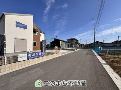 【前面道路含む現地写真】 | Livele Garden　第1中久喜4号棟