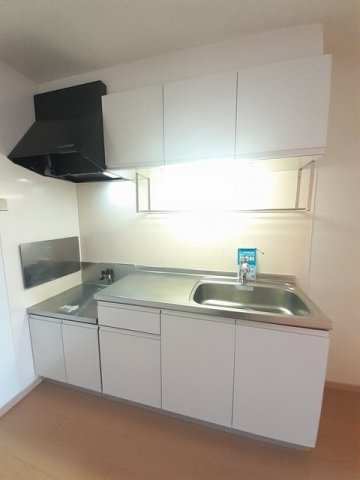 セレッソのキッチン|コンパクトなキッチンで掃除もラクラク