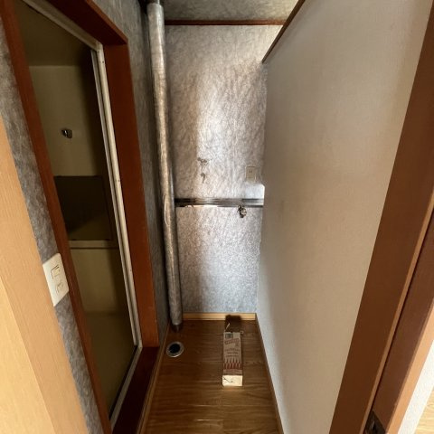 ハイツジャイケの玄関