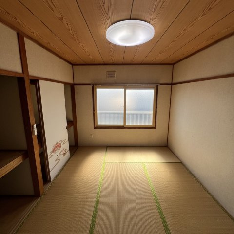 ハイツジャイケの和室