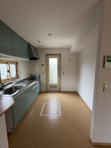 多井畑南町戸建賃貸のキッチン