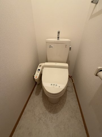 多井畑南町戸建賃貸のトイレ