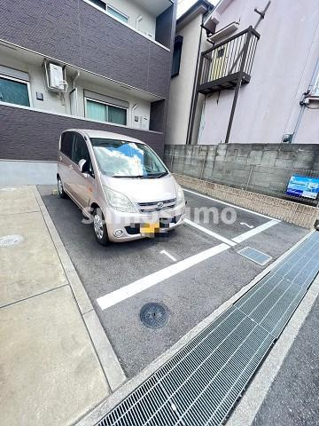 フジパレス塚口北の駐車場