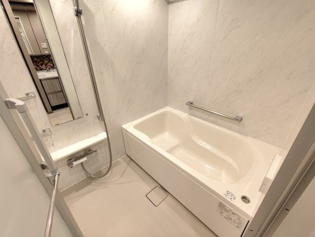 LUXENA船堀の浴室