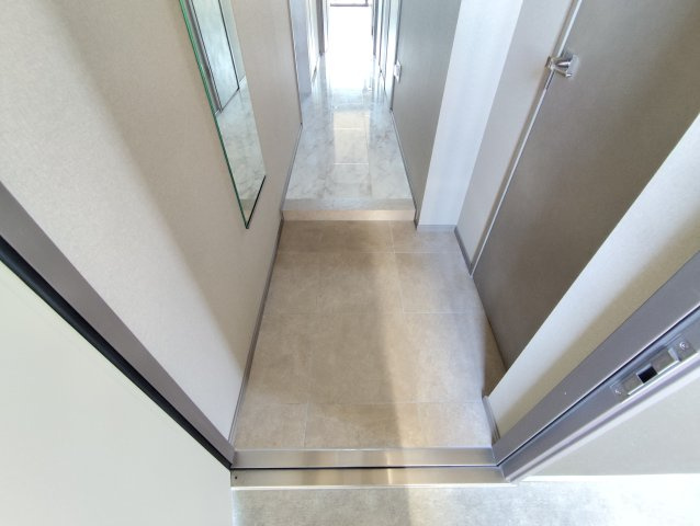 LUXENA船堀の玄関