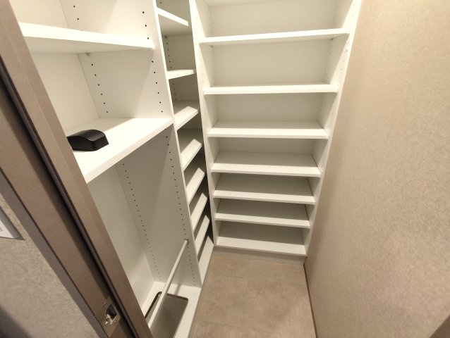 LUXENA船堀の収納