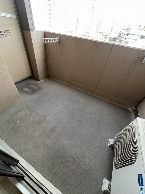 インベスト塚口S-FRONTのバルコニー