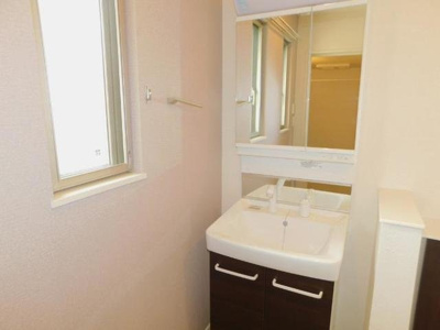 【独立洗面台】 | エアリーヒル駒生 | 洗髪洗面化粧台