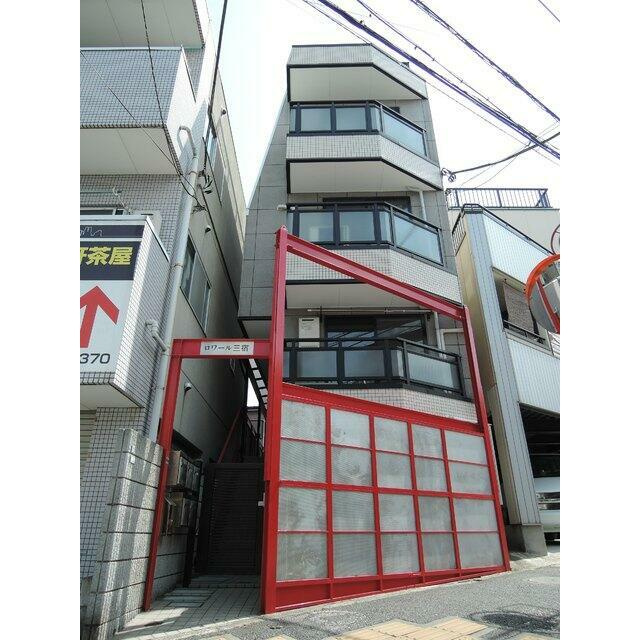 ロワール三宿の外観
