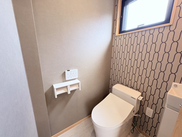 【RC新築】南城市玉城前川新築戸建てのトイレ