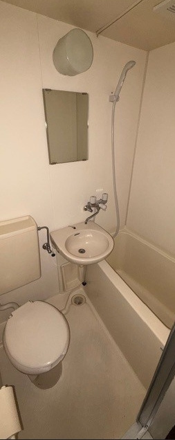 フローレンスイナバの洗面所