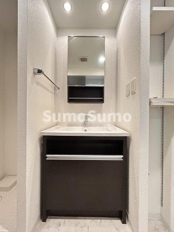 アプリーレ堺筋本町の洗面所