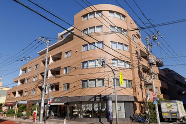 パーシモンヒルズの外観