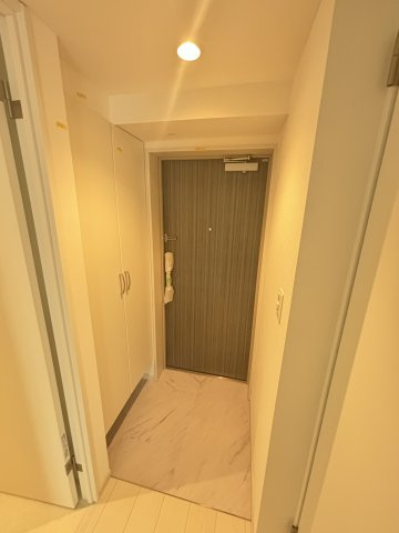 グルーブ新神戸Ariaの玄関