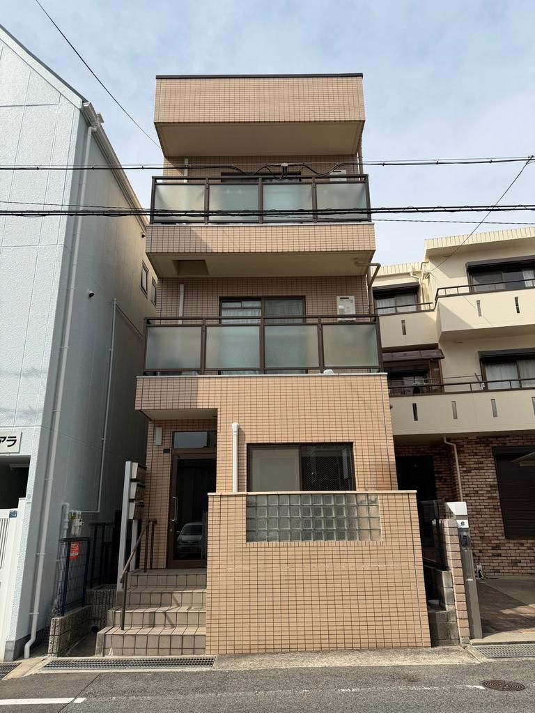 ヴィバーチェ六甲の外観