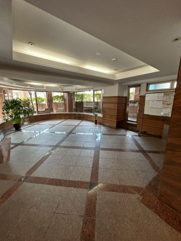 リーベスト芦屋川のロビー