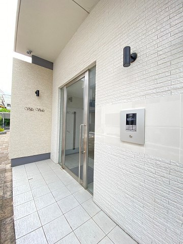 Villa　Viola西宮北口のエントランス