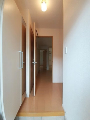 【玄関】 | サンリット | きれいな玄関です