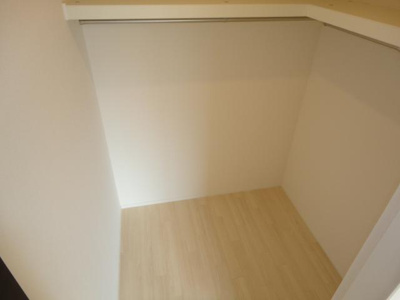 【収納】 | ル・シェモア | 洋室