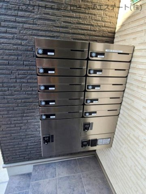 【エントランス】 | アンレーヴ羽衣